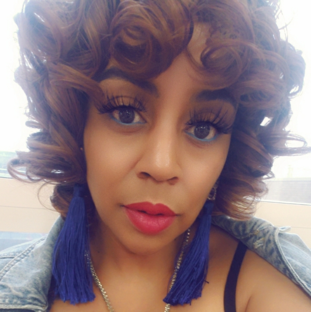 Meet your Posher, Yolanda